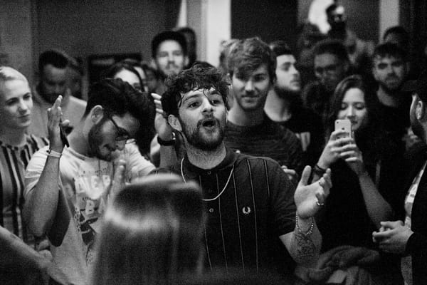 Bildstrecke: Tom Grennan & Josh